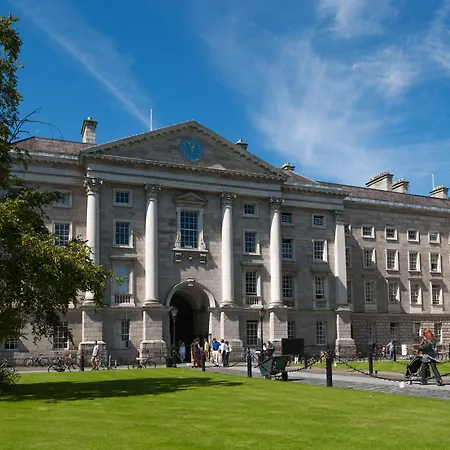 Apartment Pearse Street Dublin